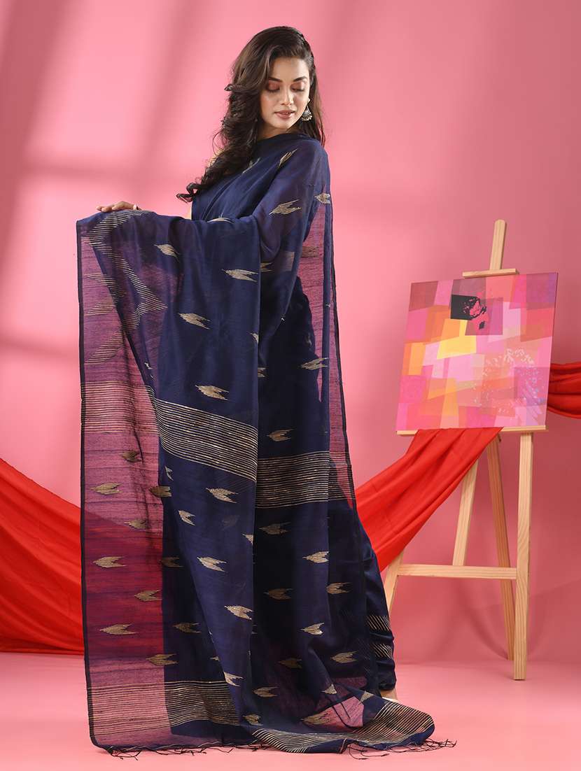 women self design handloom saree with blouse - 21161877 -  Standard Image - 2