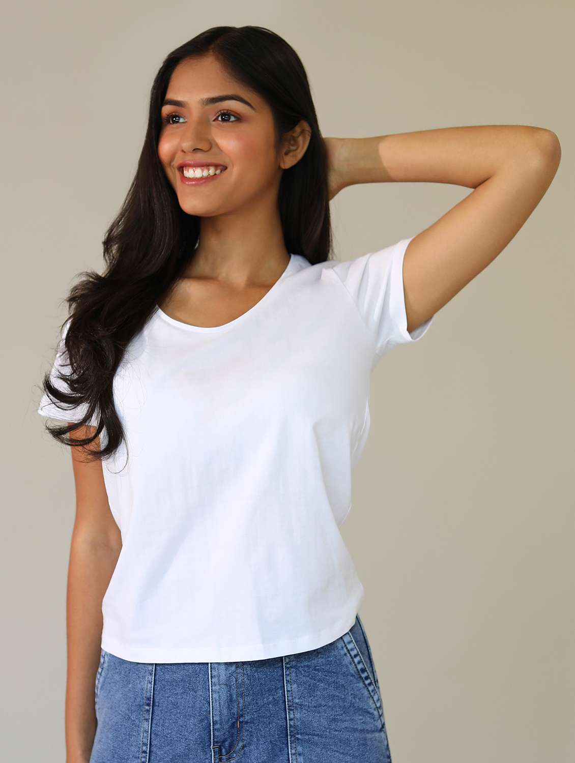 women solid short sleeves t-shirt - 21164621 -  Standard Image - 2