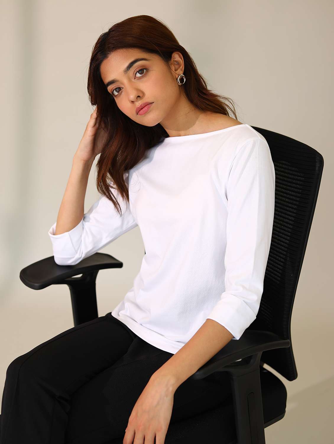 women solid three quarter sleeves t-shirt - 21164623 -  Standard Image - 2