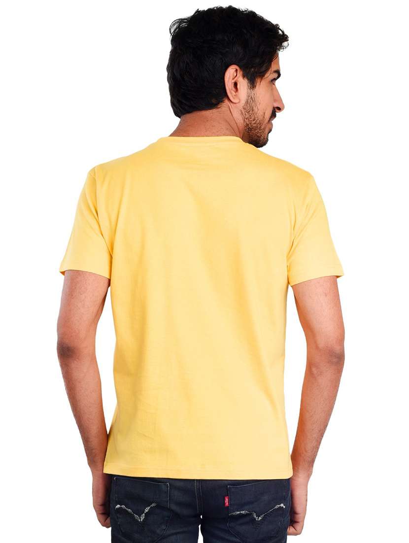 men round neck plain t-shirt - 21170192 -  Standard Image - 2