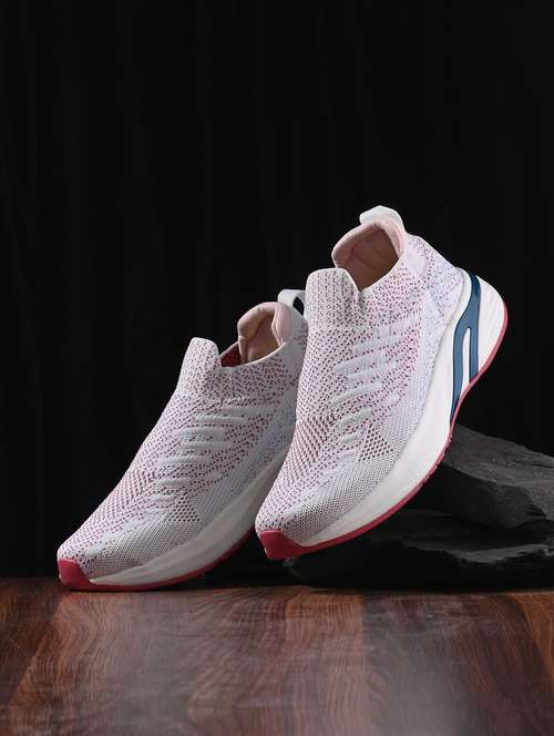 women printed slip on sports shoe - 21170438 -  Standard Image - 0