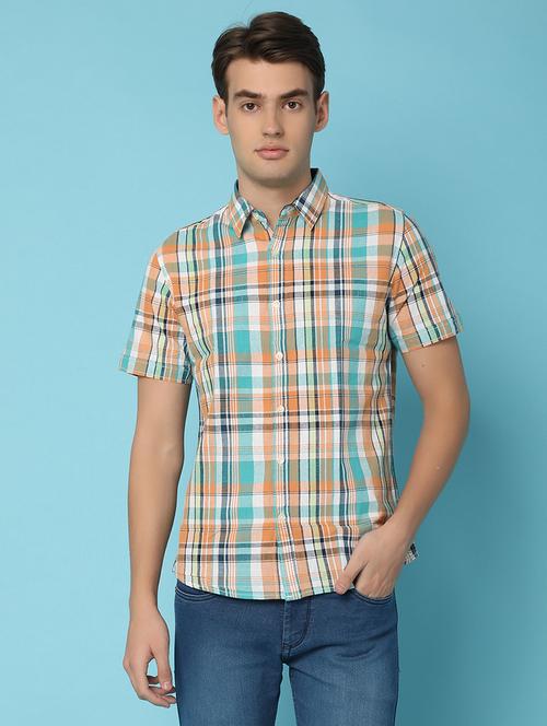 men checkered casual shirt - 21177098 -  Standard Image - 0