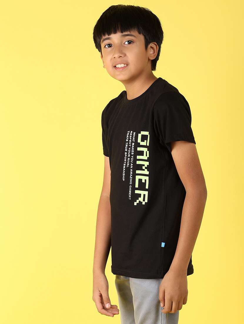 boys short sleeves placement print t-shirt - 21183654 -  Standard Image - 2