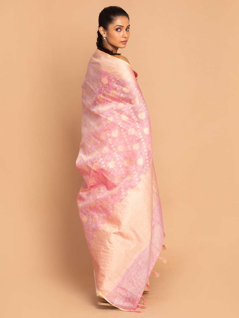 women self design handloom saree with blouse - 21185909 - Standard Image - 2