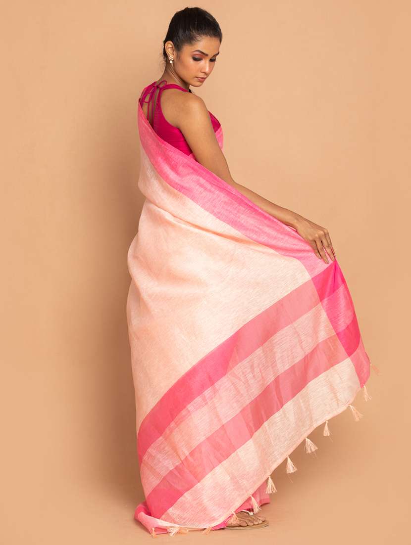women solid with bordered saree - 21185917 - Standard Image - 2