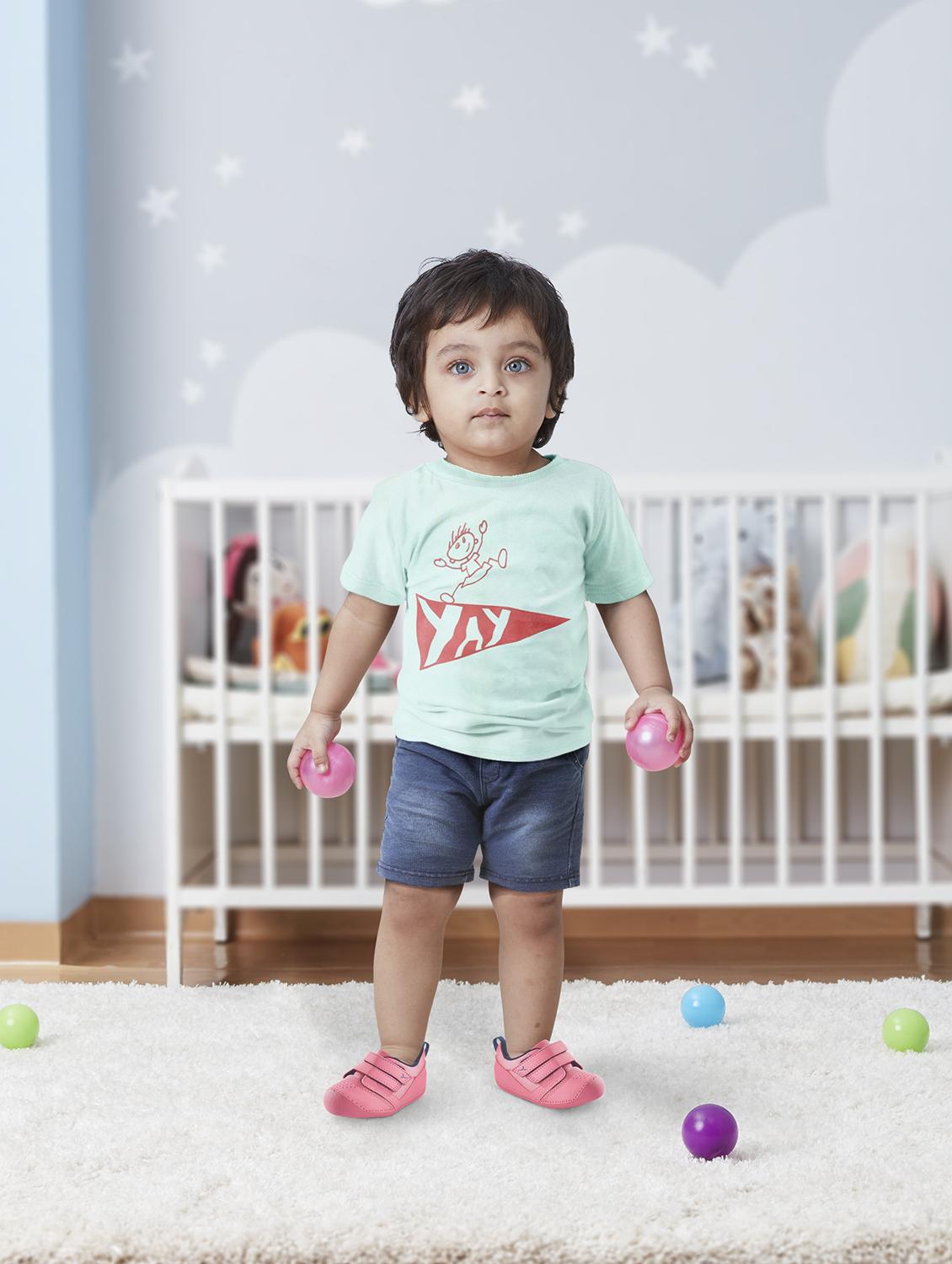 boy's round neck printed t-shirt - 21189018 - Standard Image - 2