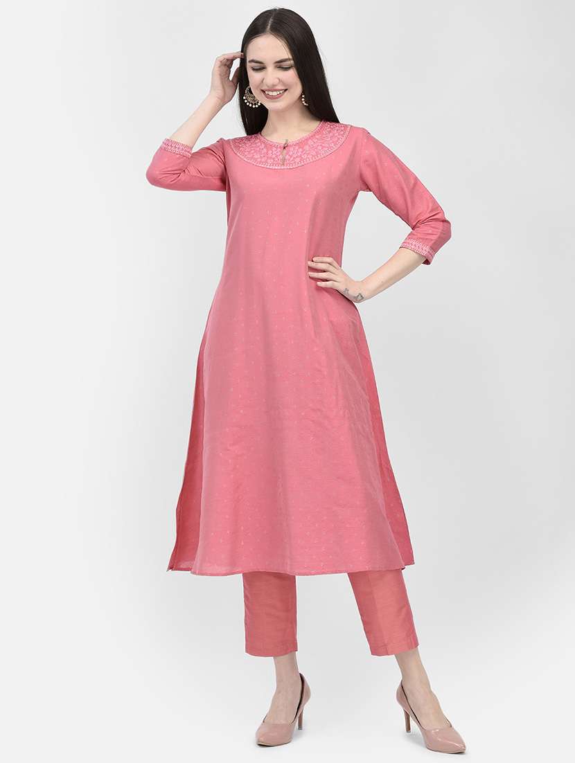 women printed three quarter sleeve a-line kurta