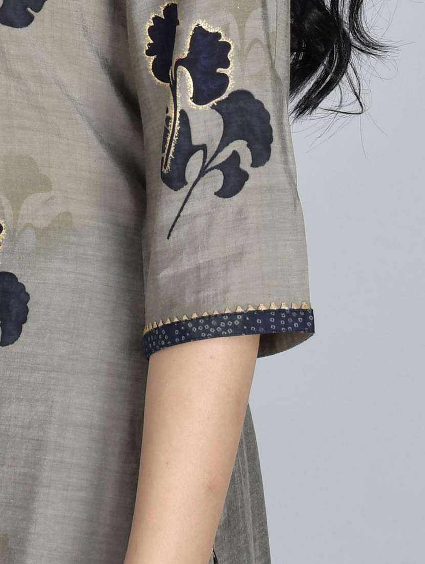 women grey floral notch neck kurta palazzo set  - 21221435 -  Standard Image - 7