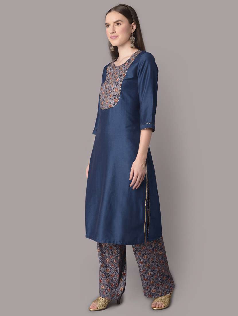 women placement print round neck kurta pant set - 21221477 -  Standard Image - 2