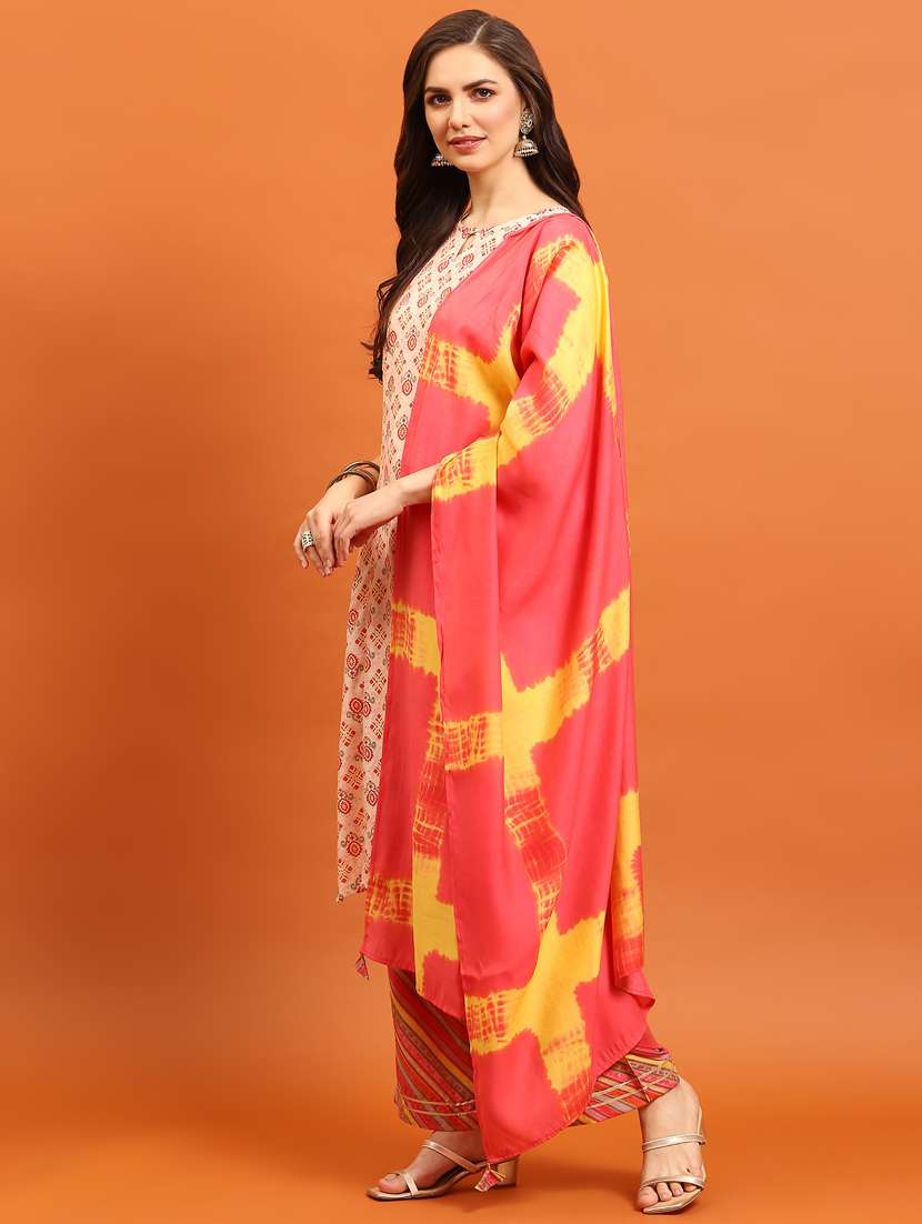 coral muslin kurta dupatta  set - 21221627 -  Standard Image - 2