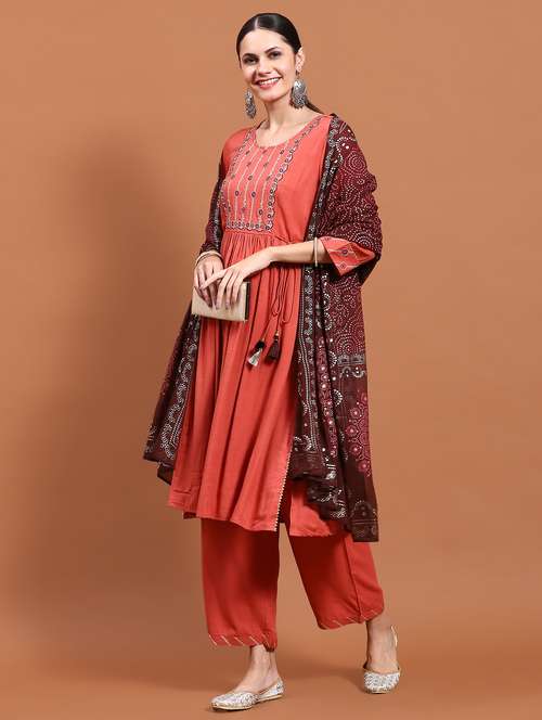women embroidered kurta palazzo set with dupatta - 21221716 - Standard Image - 0