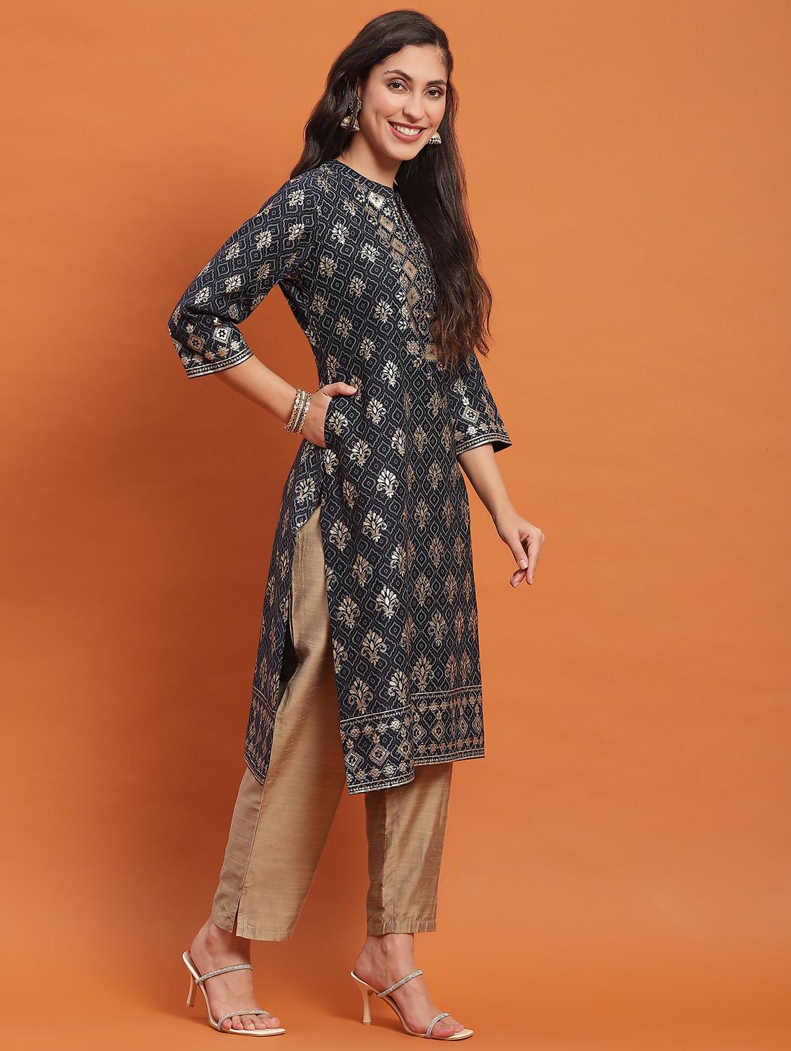 women three quarter sleeve straight kurta - 21221768 - Standard Image - 2
