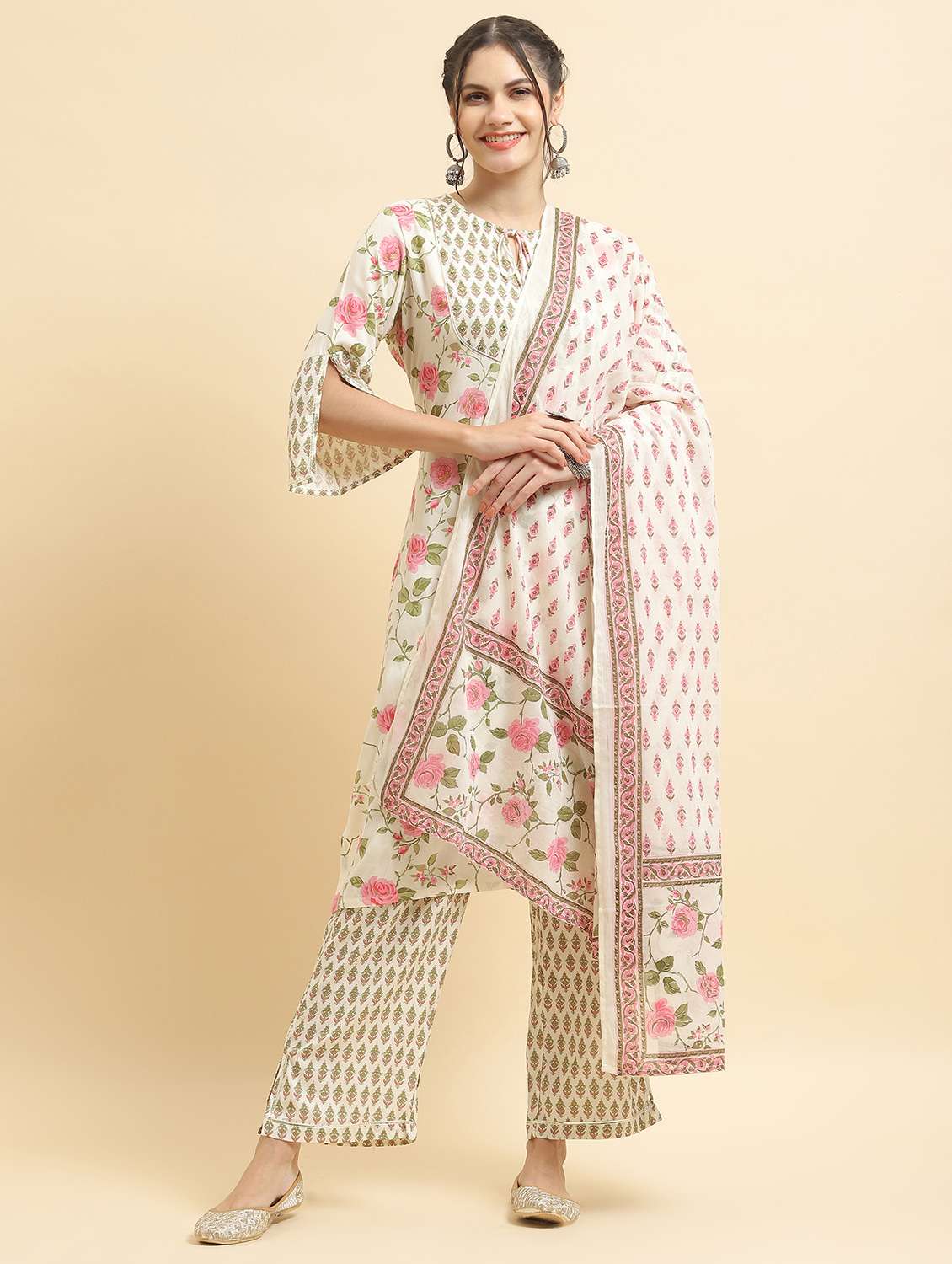 women white kurta pant set with dupatta