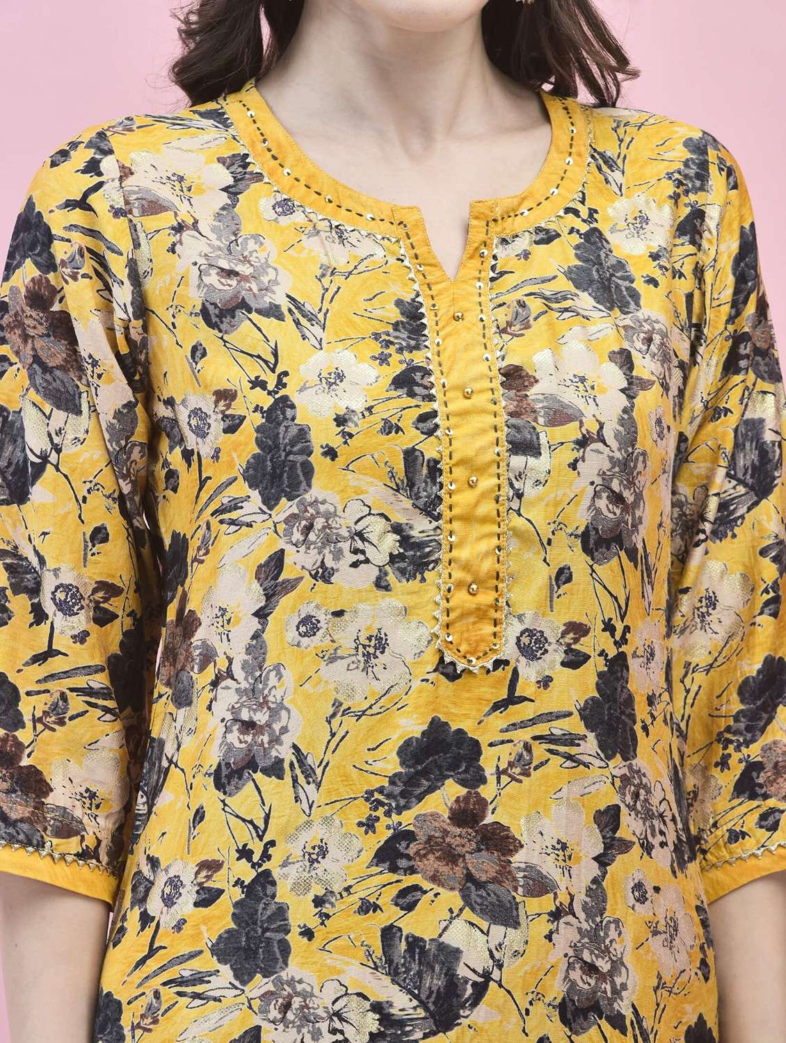 women three quarter sleeve kurta palazzo with dupatta set - 21221797 -  Standard Image - 7