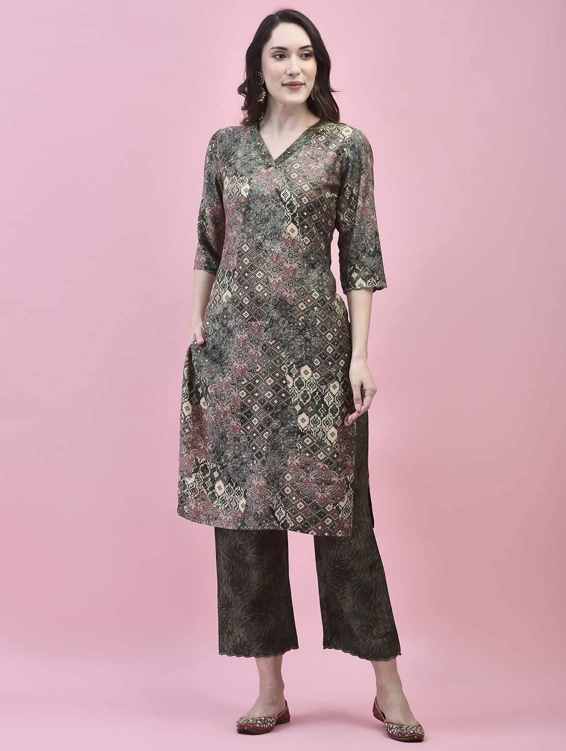 women olive v neck kurta pant set with dupatta - 21221813 -  Standard Image - 2