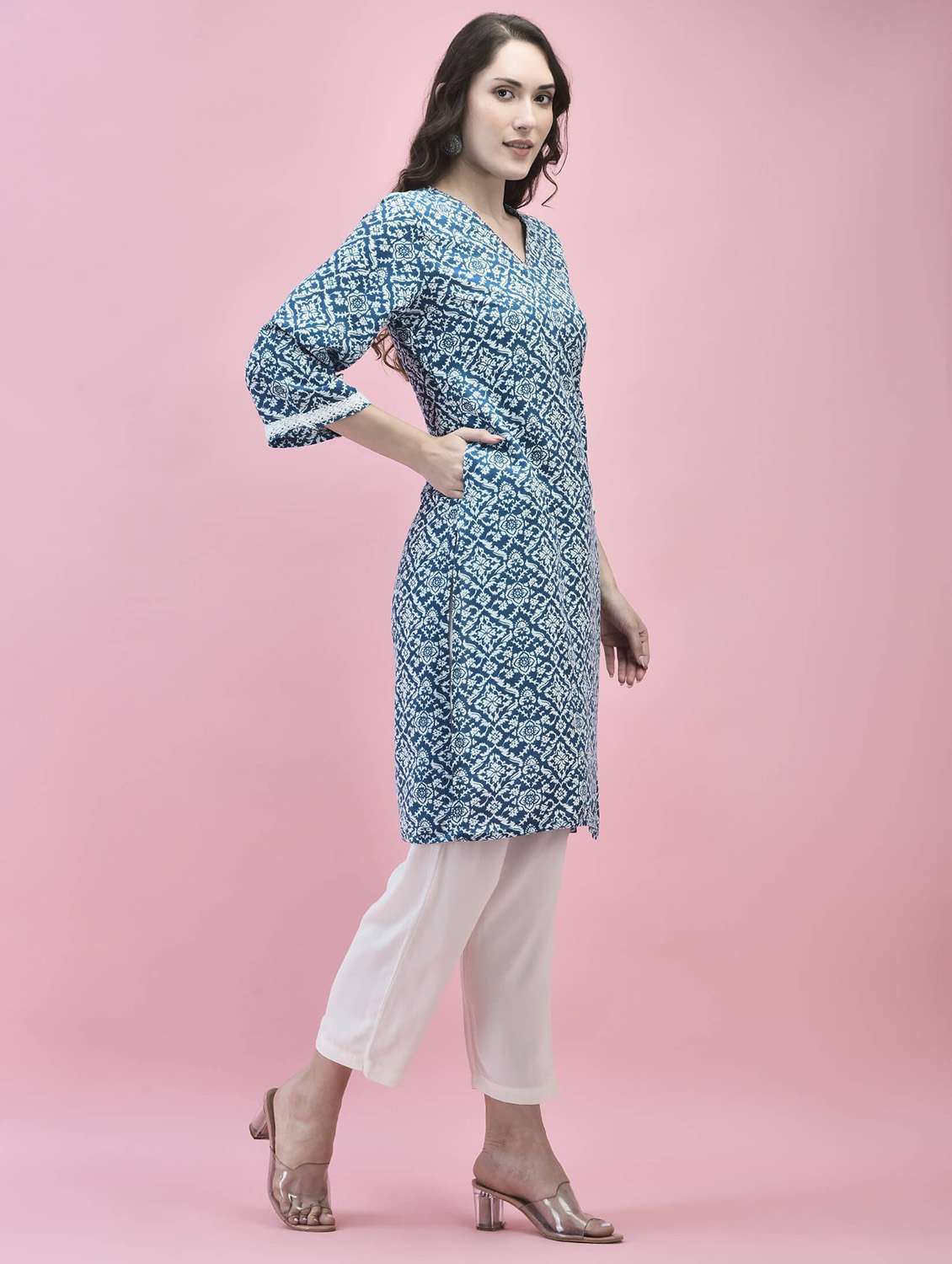 women three quarter sleeve straight kurta - 21221817 -  Standard Image - 2