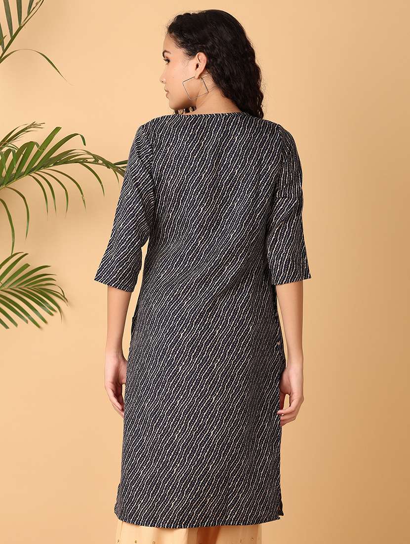 women three quarter sleeve straight kurta - 21224480 -  Standard Image - 2