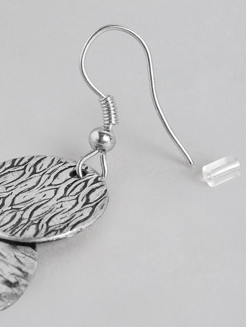 silver metal drop earring - 21225025 - Standard Image - 2