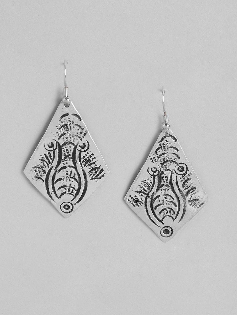silver metal drop earring - 21225040 - Zoom Image - 0
