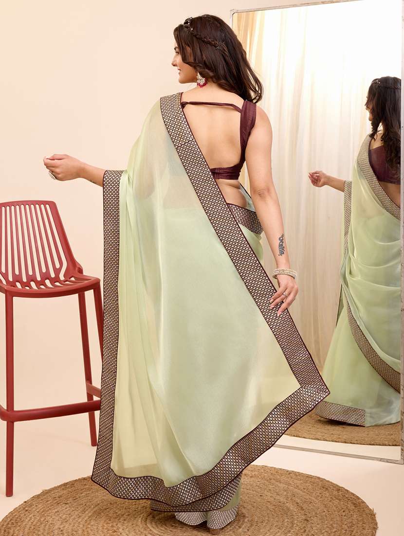 women solid with bordered saree with blouse - 21227205 -  Standard Image - 2