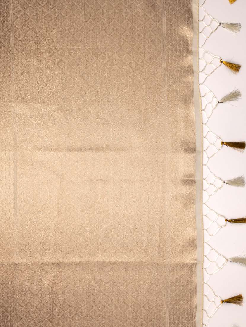 off white art silk banarasi saree with blouse - 21227526 - Standard Image - 2