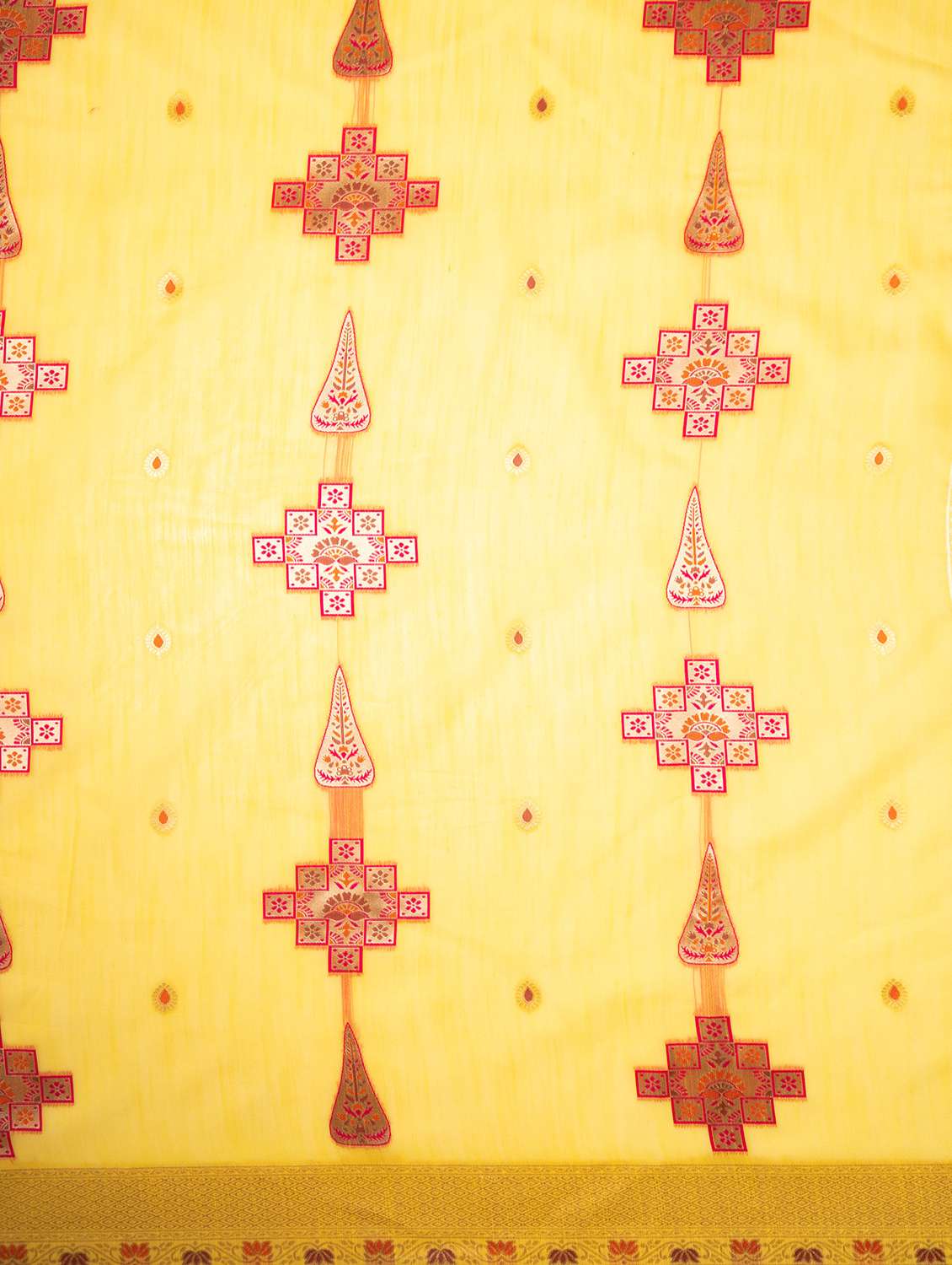 yellow art silk banarasi saree with blouse - 21227624 - Standard Image - 2