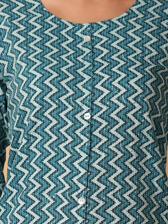 women three quarter sleeve a-line kurta - 21230189 -  Standard Image - 7