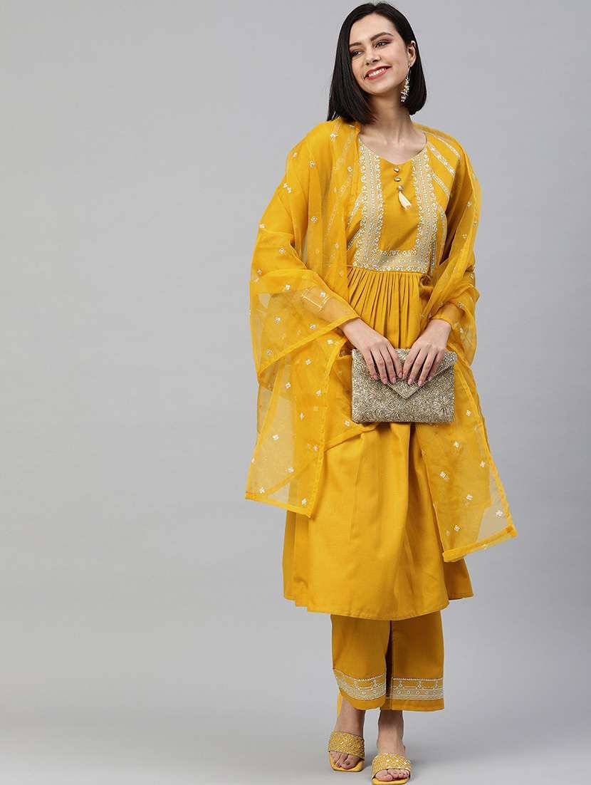 women kurta pant set with dupatta