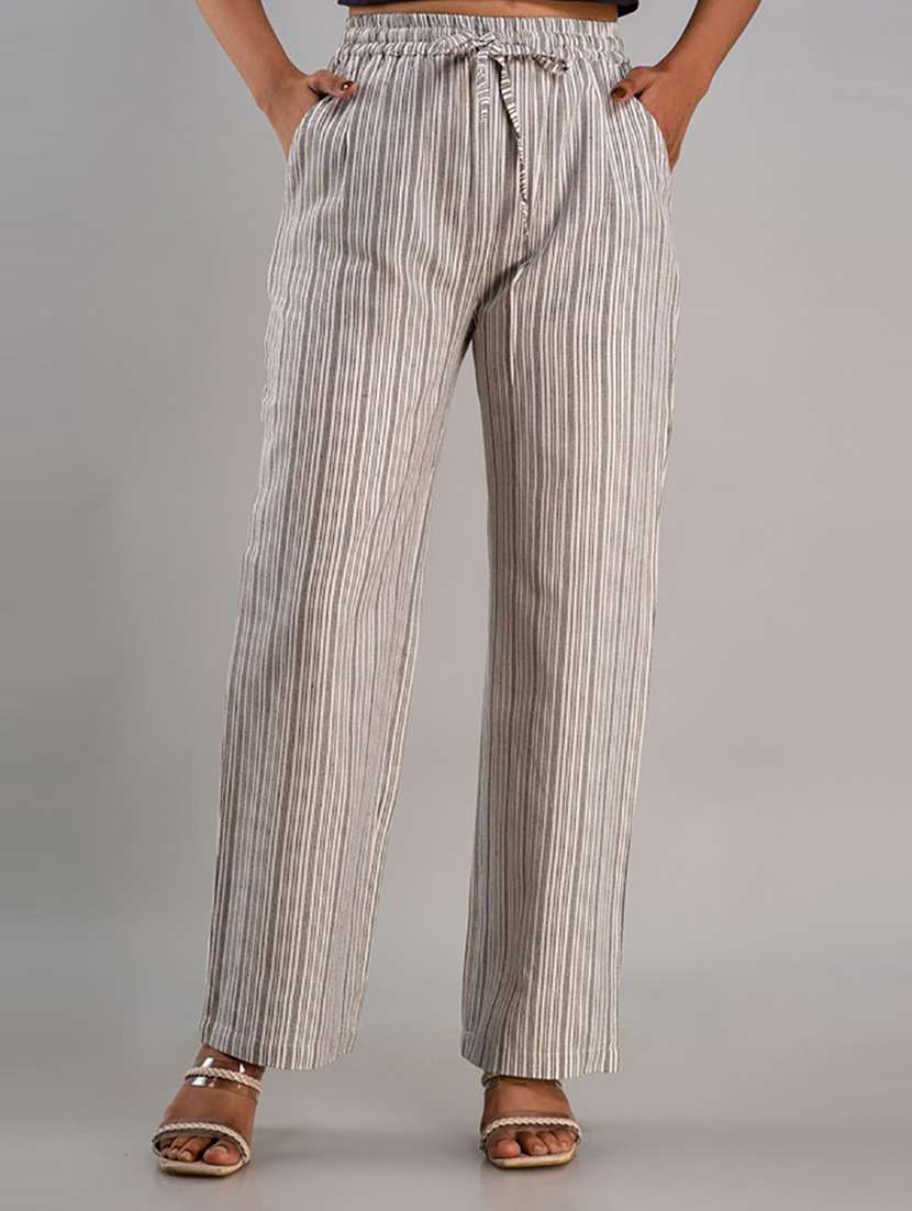 women straight fit printed palazzo