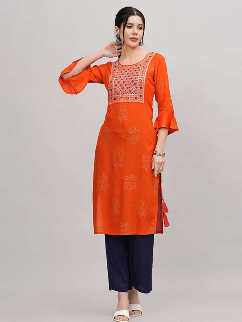 women round neck kurta palazzo set