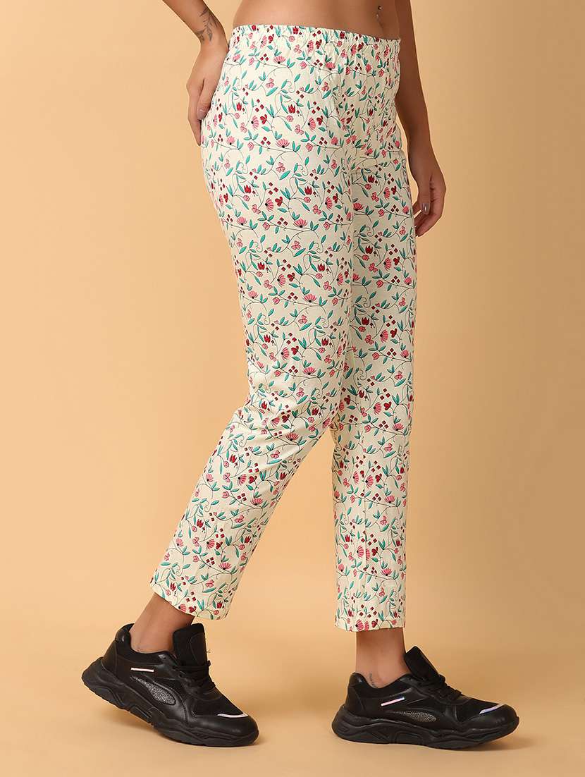 women off white cotton pajama - 21233421 -  Standard Image - 2
