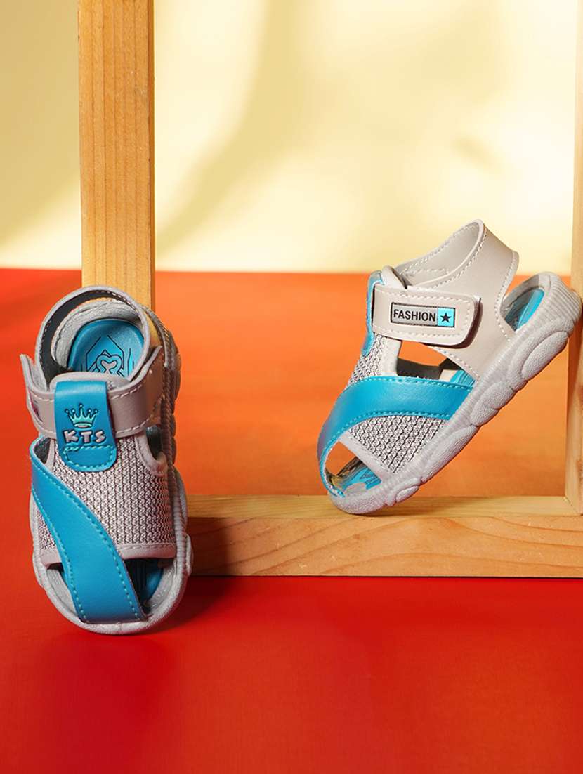 kids velcro sandal