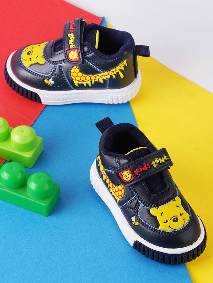navy blue synthetic sneaker