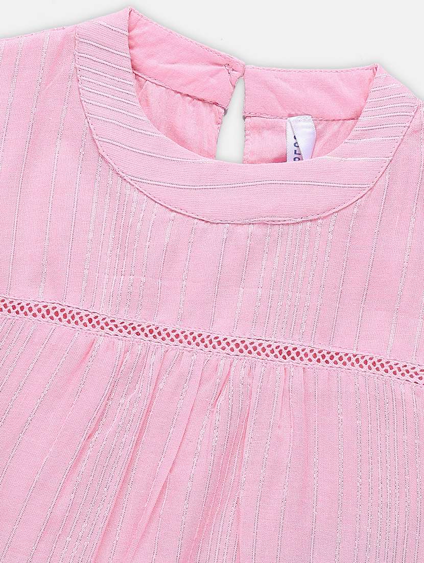 girl solid sleeveless top - 21236976 -  Standard Image - 2