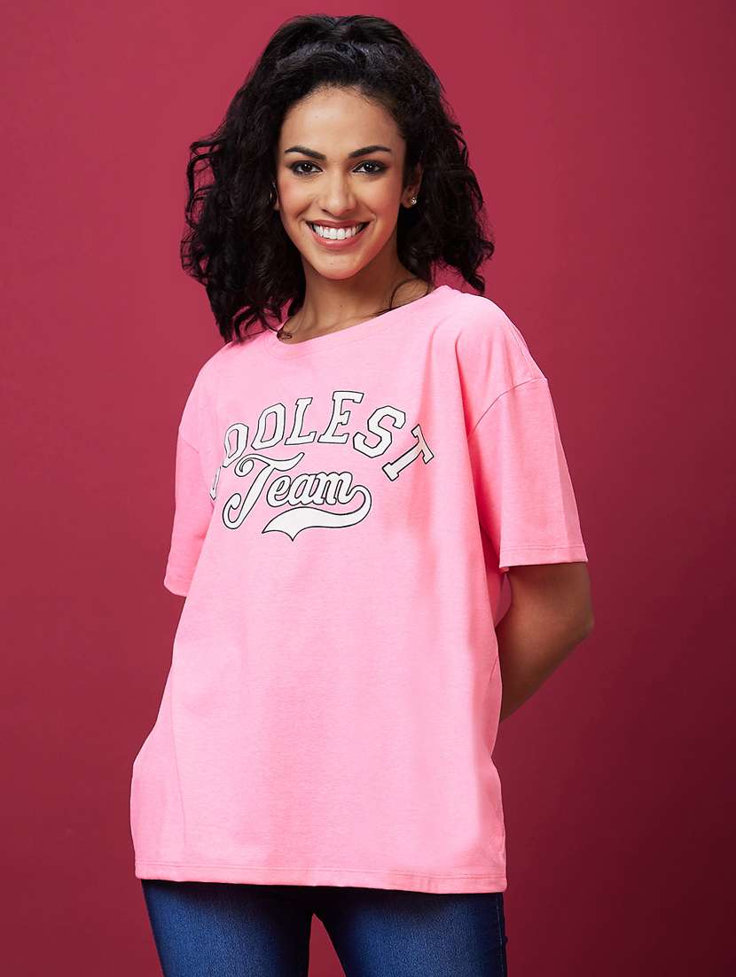 women round neck chest printed t-shirt