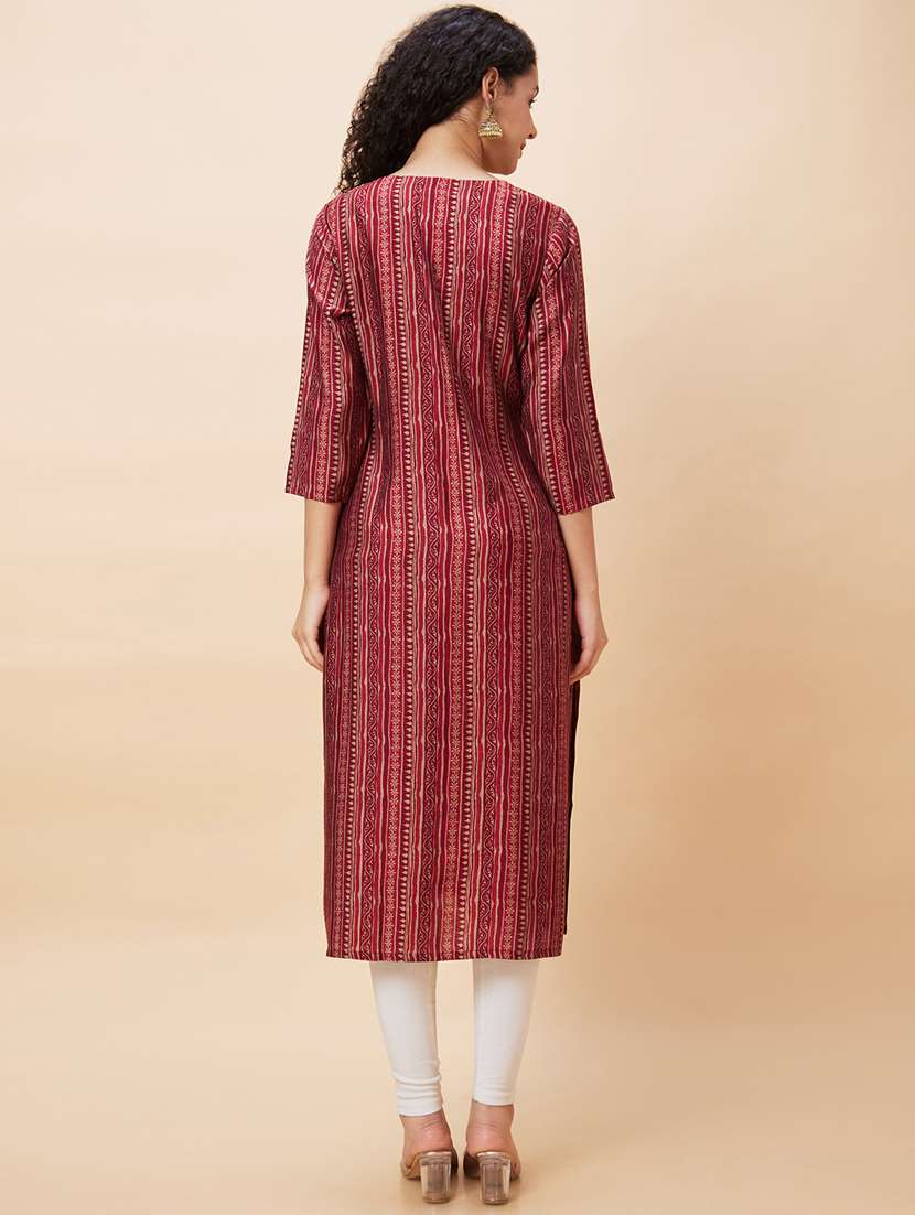 women three quarter sleeve straight kurta - 21237785 -  Standard Image - 2