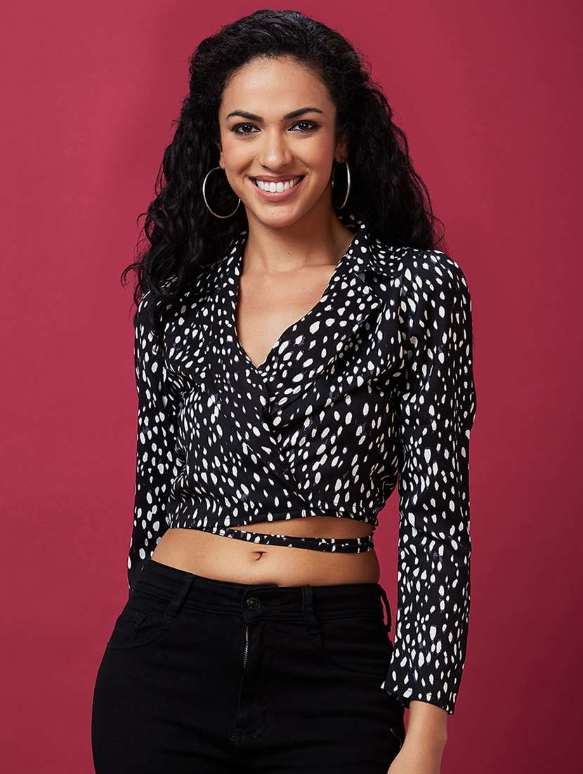 black polyester regular top