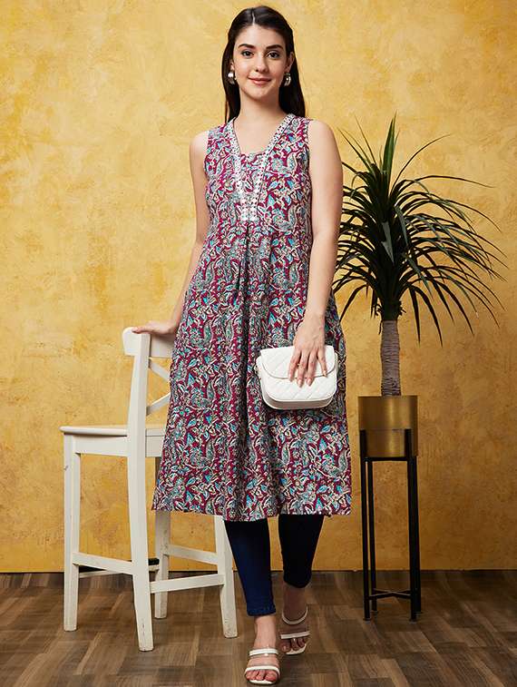 globus women wine allover ethnic motifs flared hem a-line calf length kurta