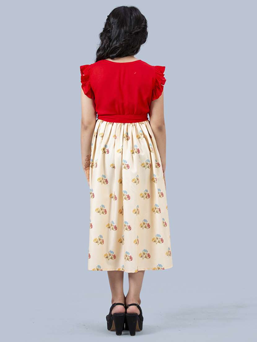 red crepe party gown - 21243177 -  Standard Image - 2