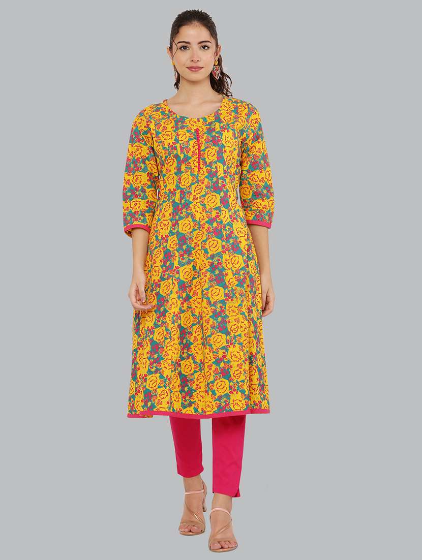 women three quarter sleeve printed kurta
