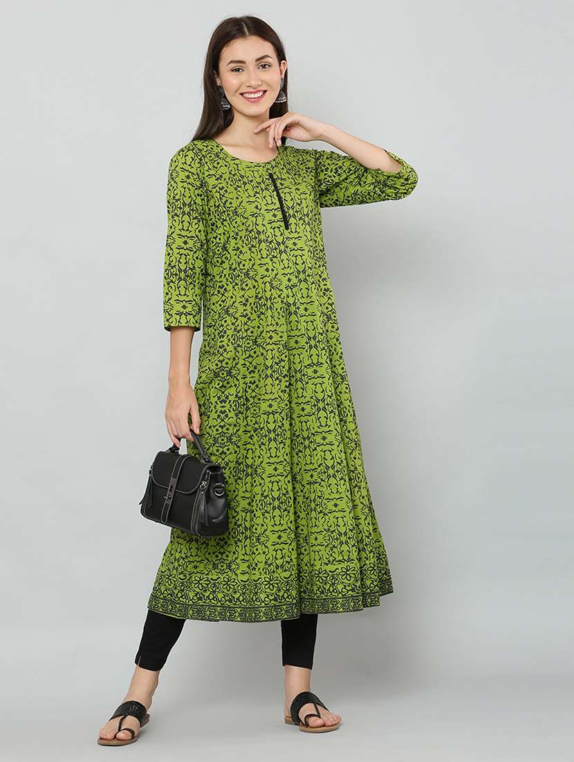 women three quarter sleeve printed kurta