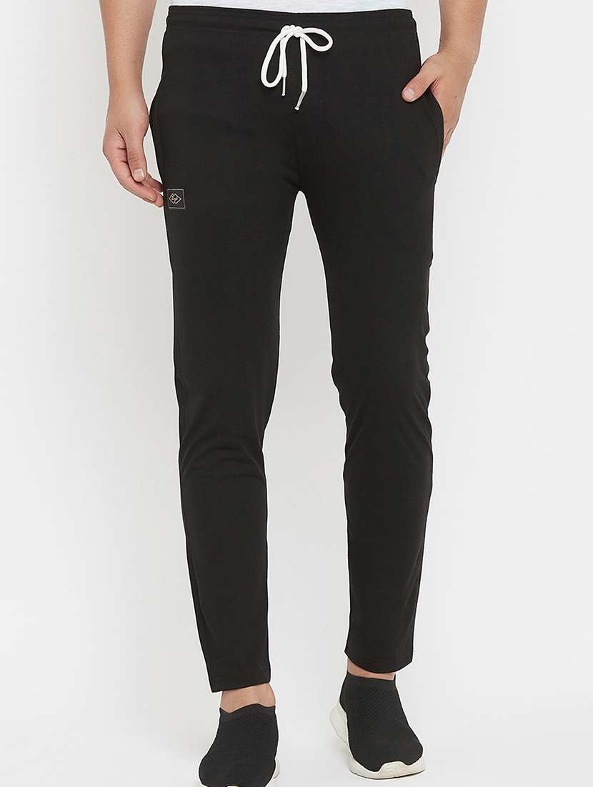 men solid mid rise track pant