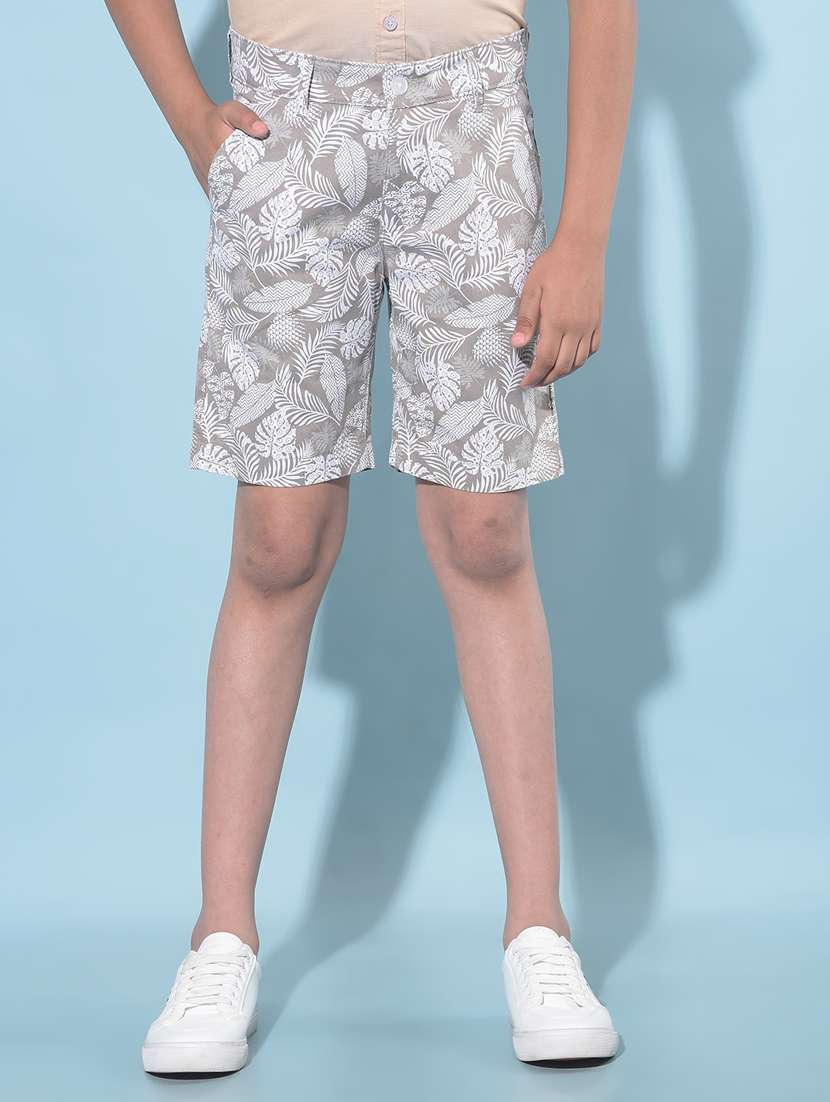 boys printed mid rise cotton shorts