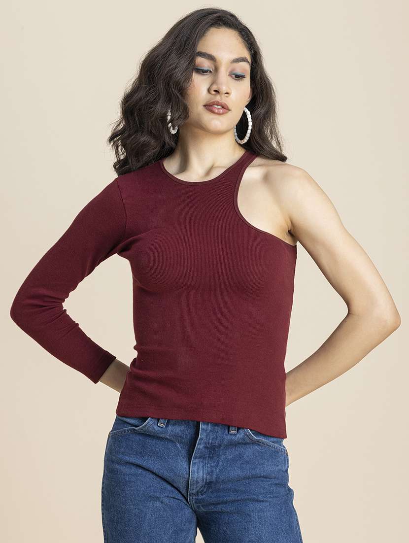 women solid single sleeved regular top