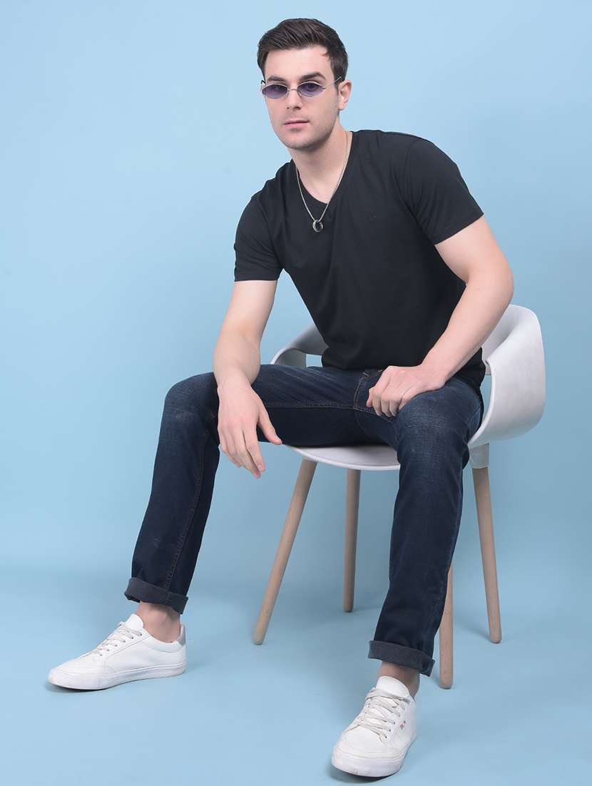 black cotton plain tshirt - 21247902 -  Standard Image - 2