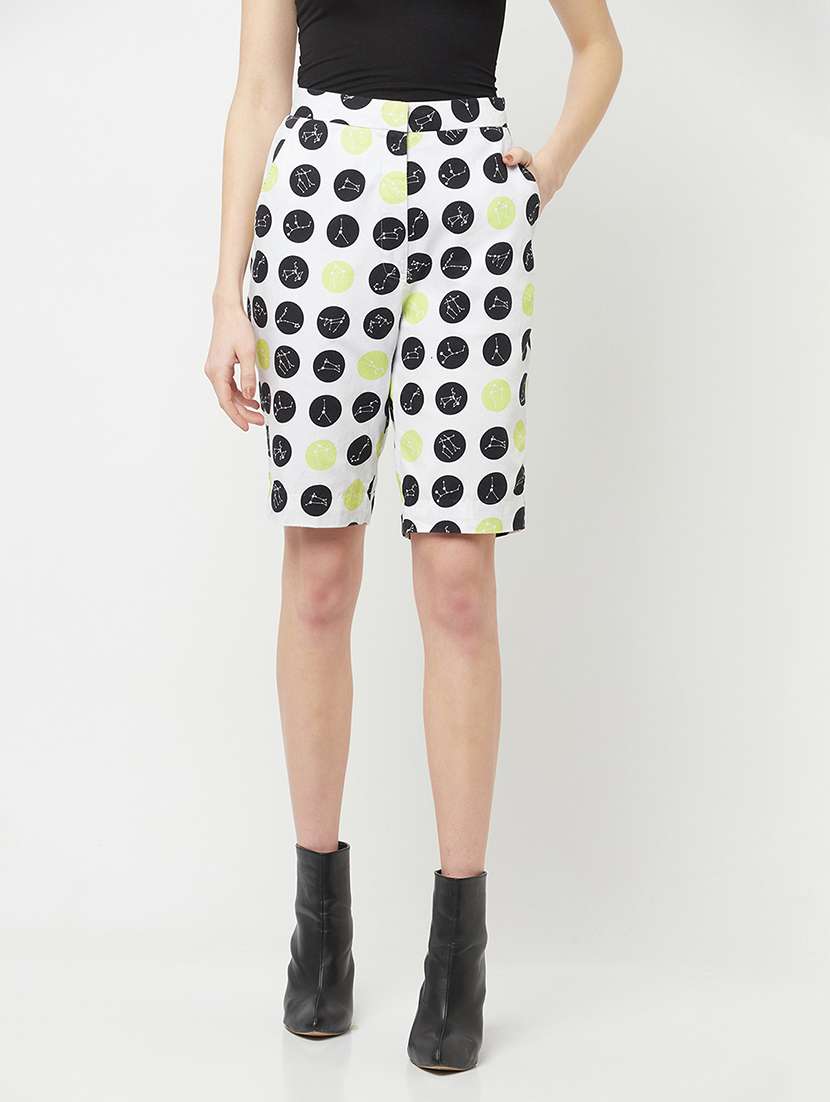 white cotton regular shorts