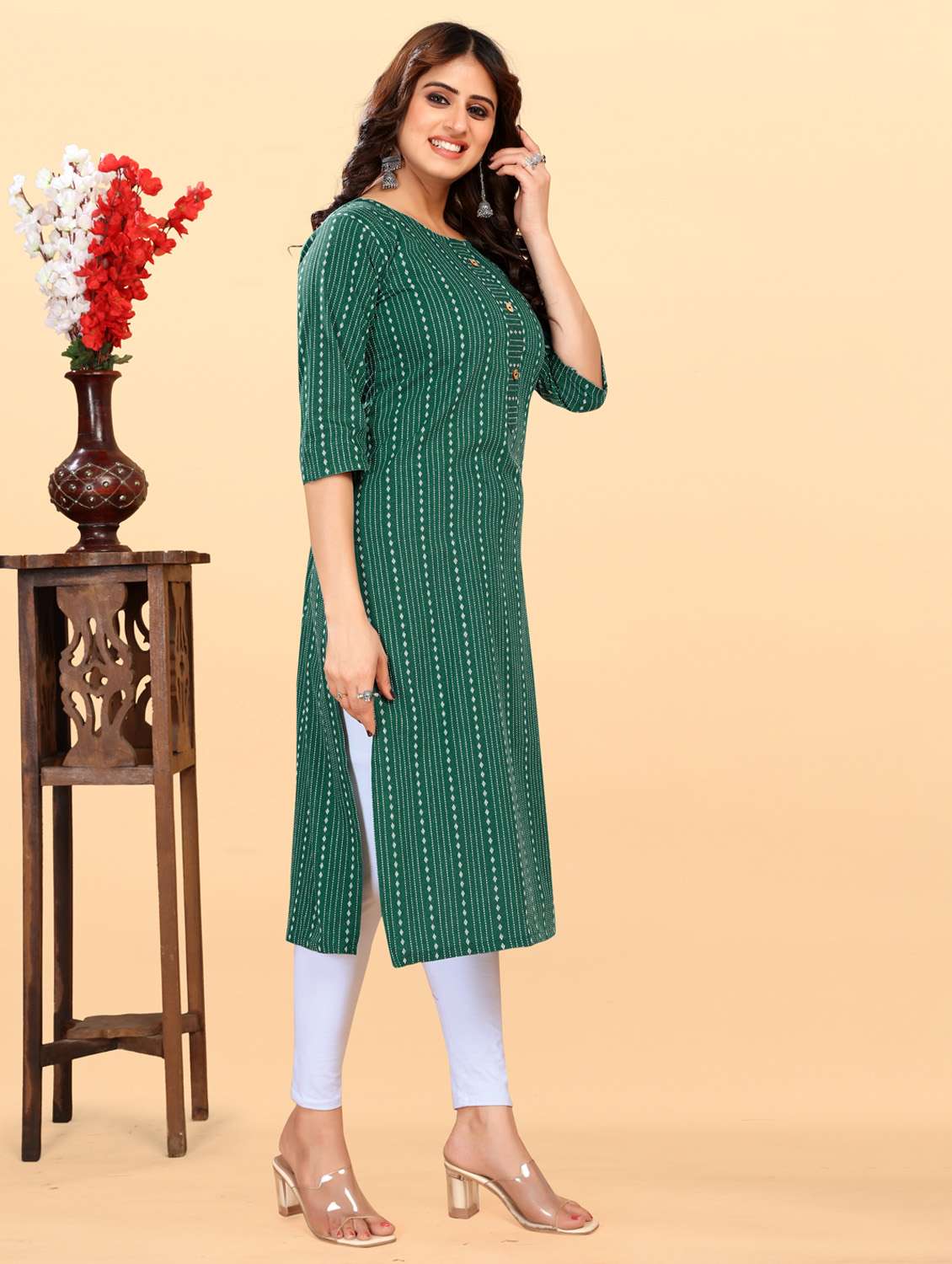 women three quarter sleeve straight kurta - 21252312 -  Standard Image - 2