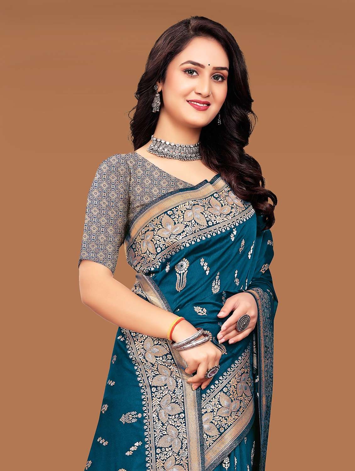 women self design banarasi saree with blouse - 21252691 - Standard Image - 2