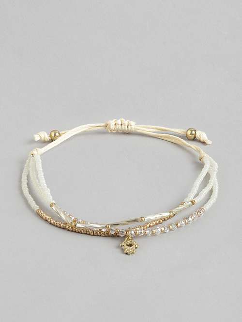 white beaded bracelet - 21252989 -  Standard Image - 0