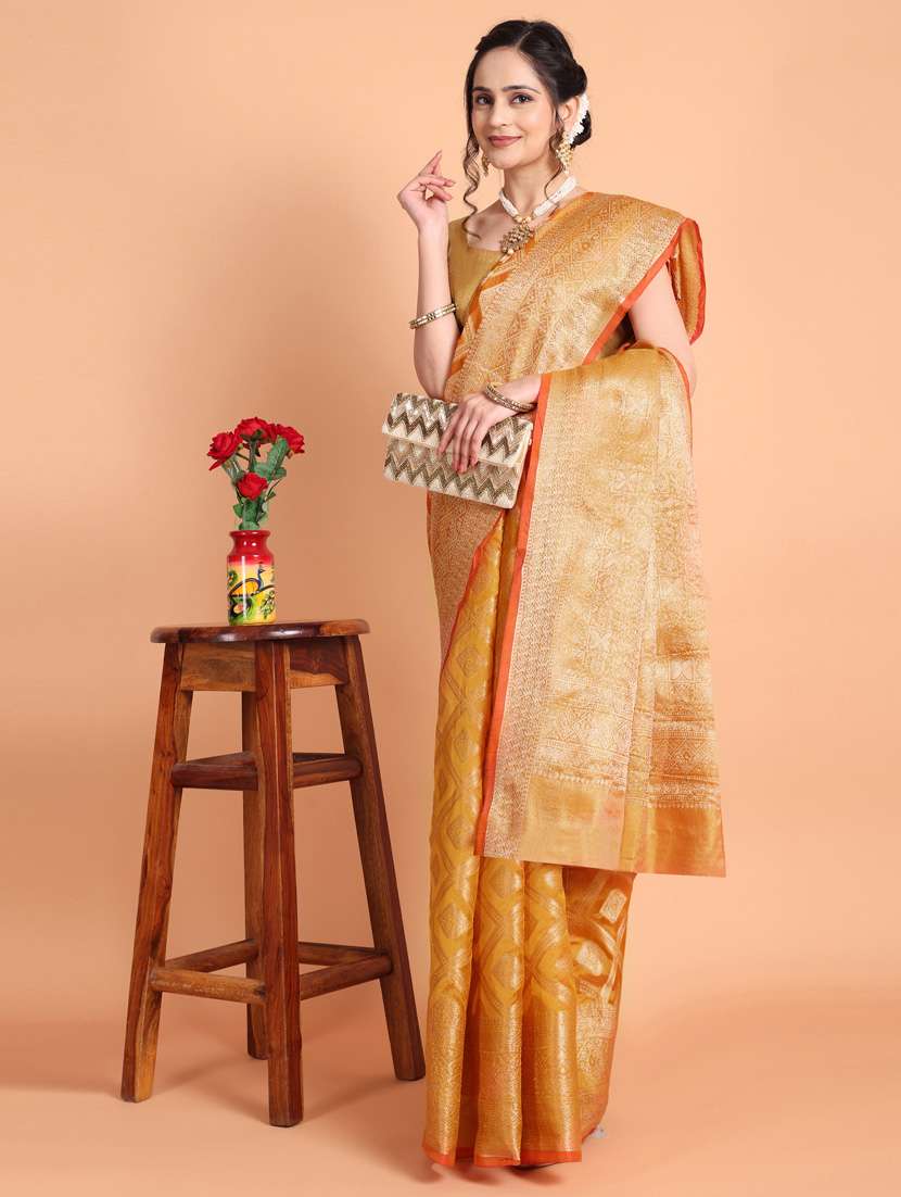 women self design banarasi saree with blouse
